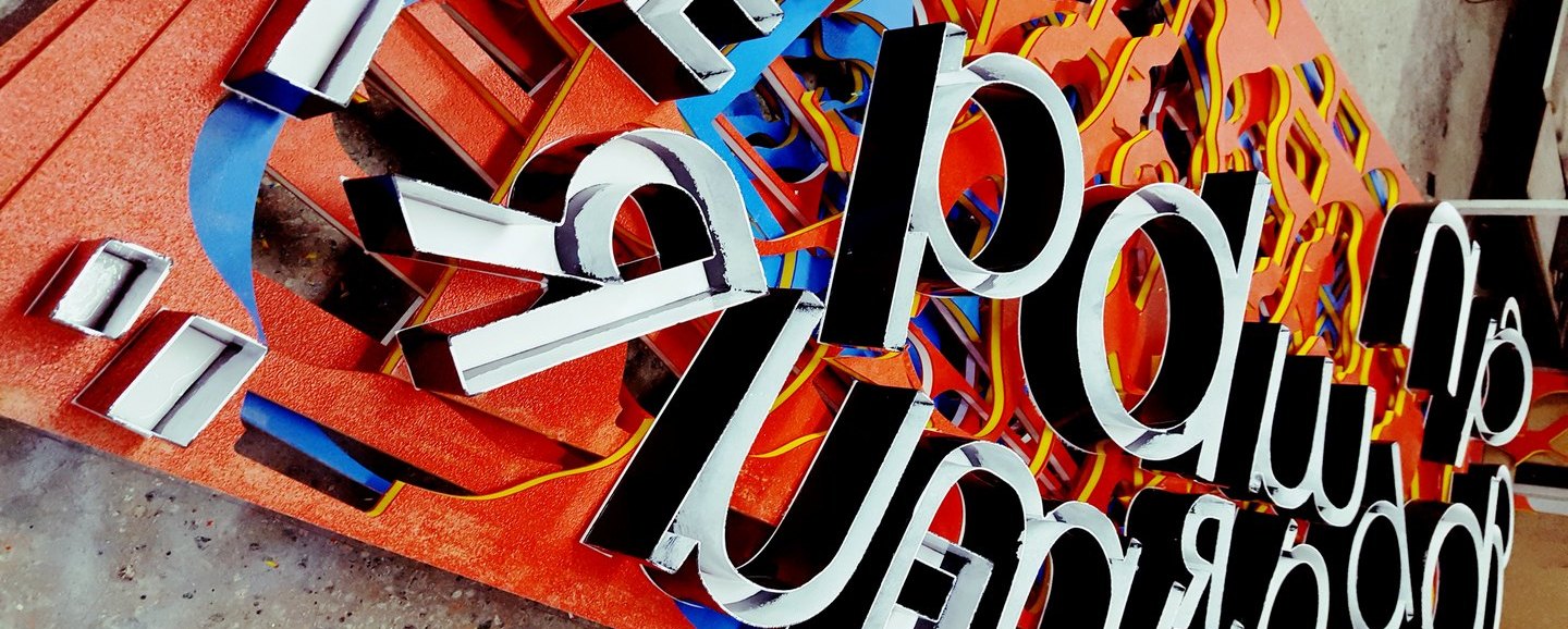 Illuminated & non-illuminated signage